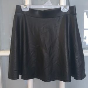 Pleather skirt size small forever21